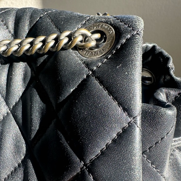 CHANEL backpack - Picture 5 of 12